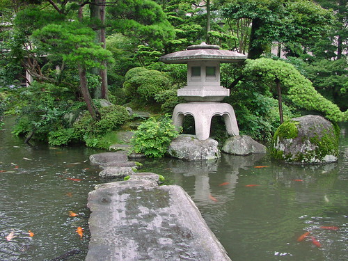 tea gargen - little pagoda